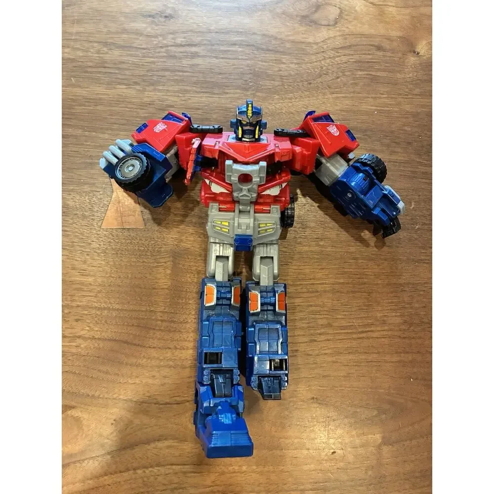 Vintage 2004 Hasbro/Takara Transformers Energon Optimus Prime figure. incomplete